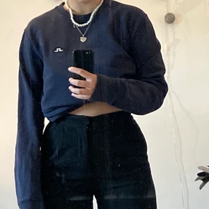 Tröja - Min j.Lindberg tröja som jag växt ur super snygg o skön