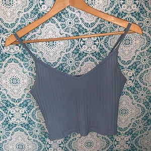 Linne -  Jättefint blått linne från H&M storlek XS men passar även S 🦋