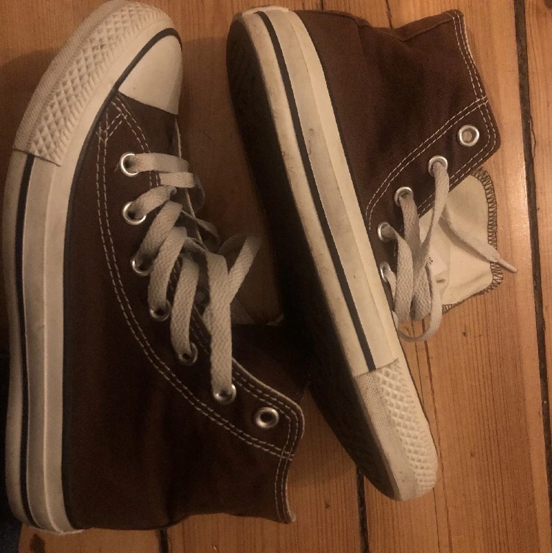 Bruna Converse  - 90