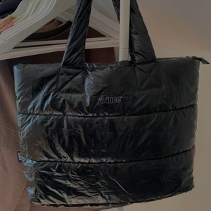 Väska - Ball väska köpt på second hand i Göteborg!🌷🌸