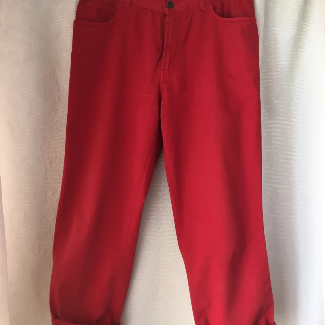 red jeans, 33