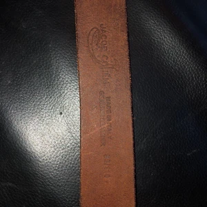 Jacob Cöhen Brunt Läderbälte - Nypris ca 1000kr användt 1 gång.