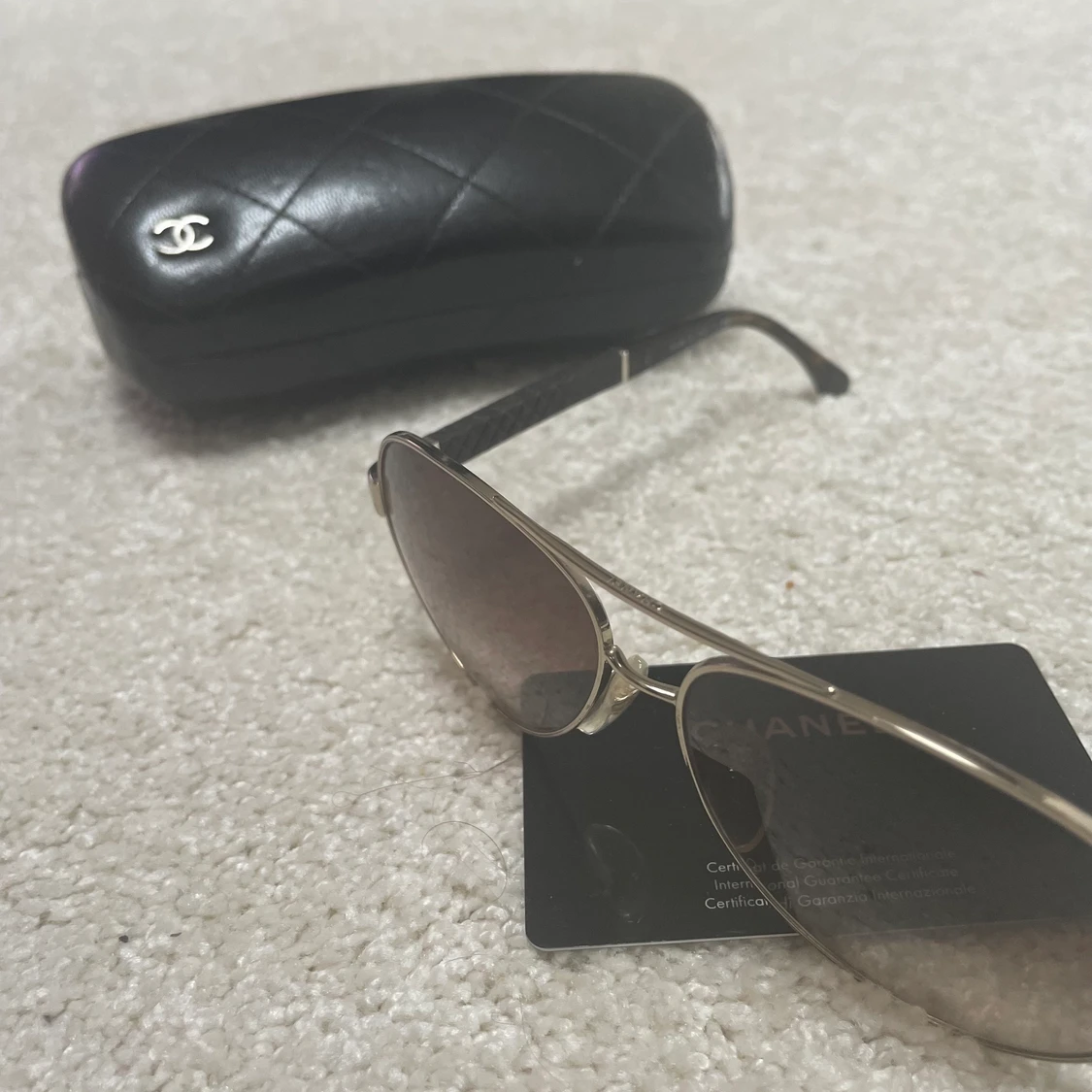 Solglasögon Chanel  - 90