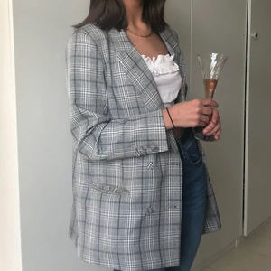 Rutig kavaj  - NORR. Rutig kavaj storlek S