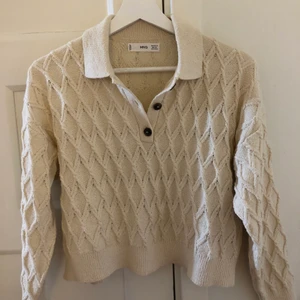 Mango jumper  - Fin tröja från mango som endast är använd ca 2 gånger då jag köpte fel storlek💖