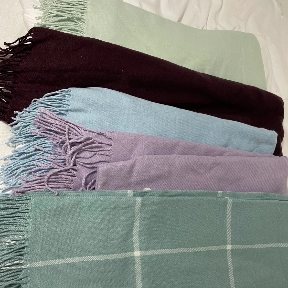 Halsduk i olika färger - 90