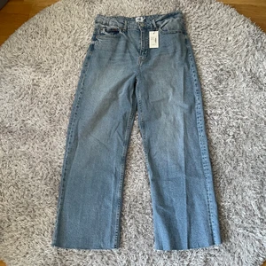 Jeans Lager 157 - Helt nya och oanvända jeans från lager 157 som jag råkade köpa i fel storlek. Köpare står för frakten🌈