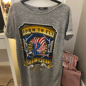 Klänning - Oversized klänning, storlek S/M. Frakt tillkommer, buda 💖