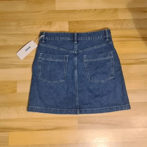&denim jeanskjol  - &denim jeanskjol size 36 inte använda