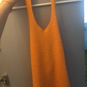 Underbart snygg klänning🔥 - Stickad klänning som är ungefär ovanför knäna❤️‍🔥frakt osv diskuteras💘