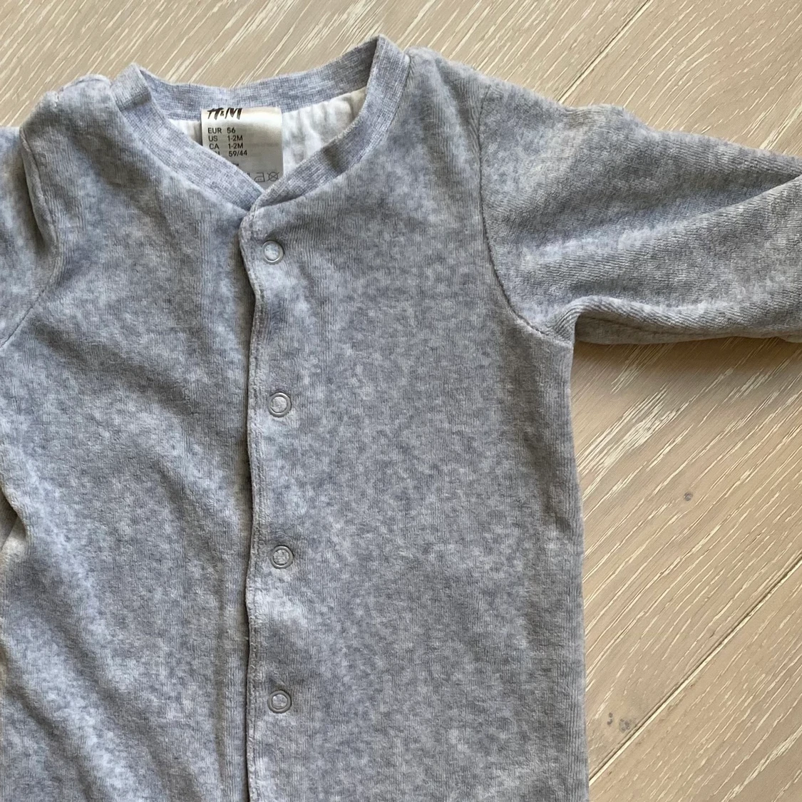 Jumpsuit från H&M storlek 56  - 91