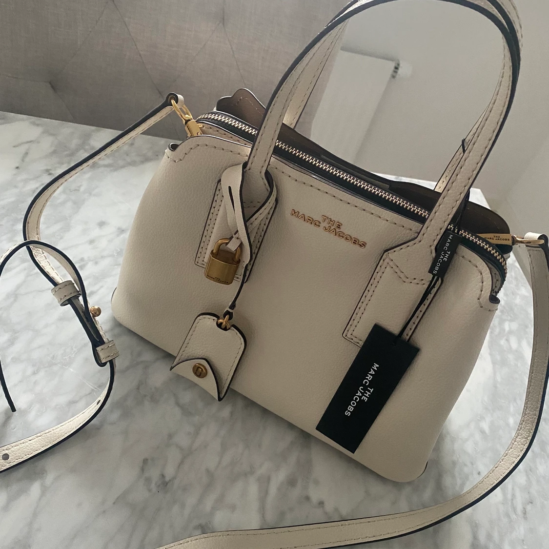 Marc Jacobs ny med tag kvar