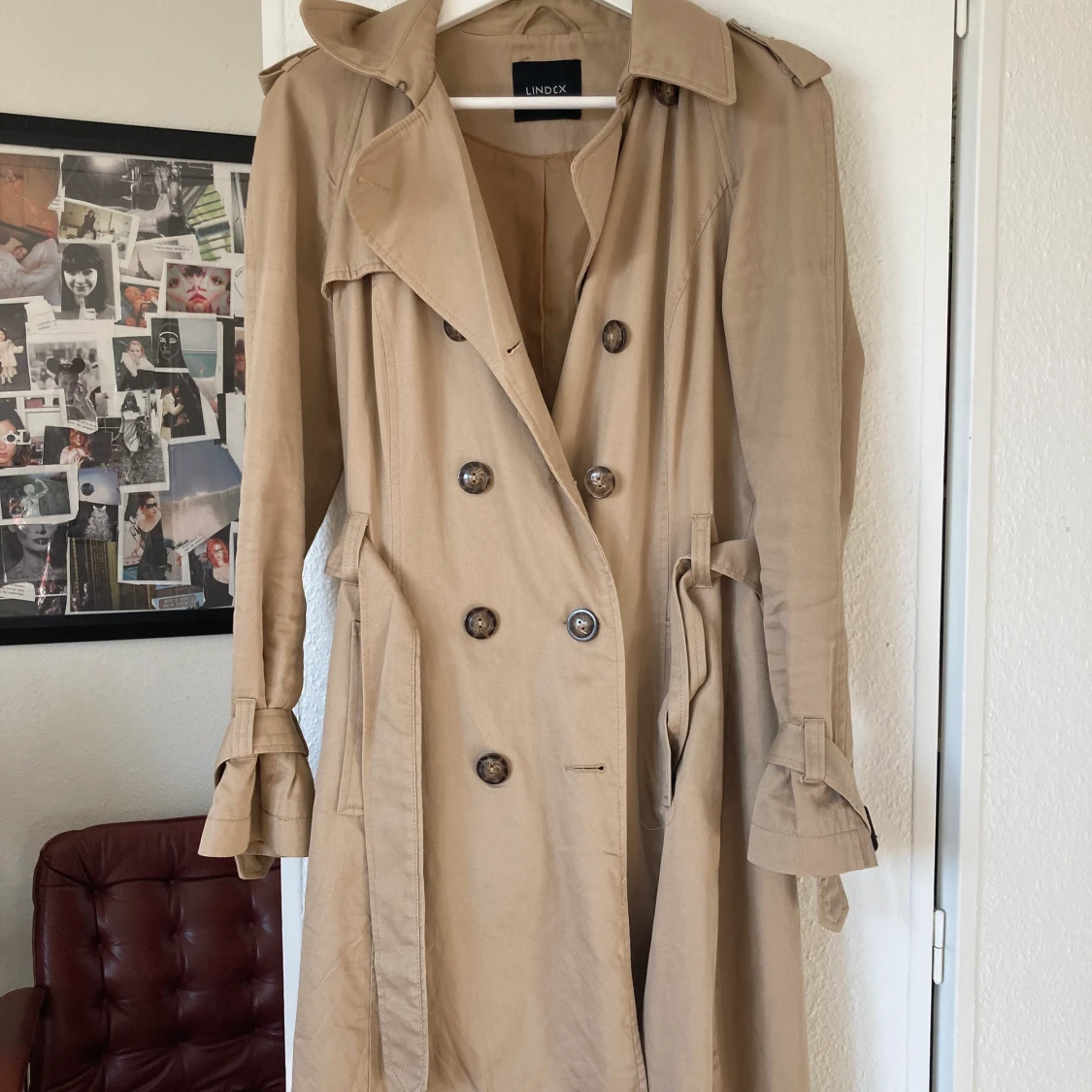 Kort beige trenchcoat  - 90
