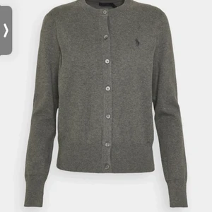 Trendig kofta - Från Polo Ralph Lauren. Aldrig använd. Nypris: 1143kr