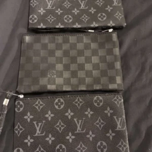 Louis Vuitton nesesär - KOM MED ETT EGET PRIS 