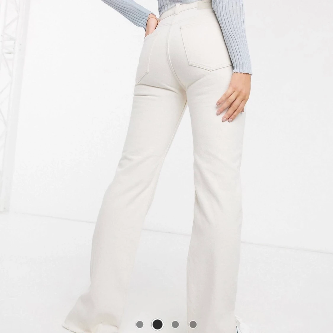 Jeans med slits, pull and bear