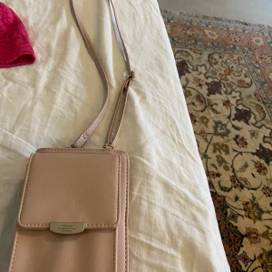 Mobilplånbok - Mobilplånbok i nyskick 