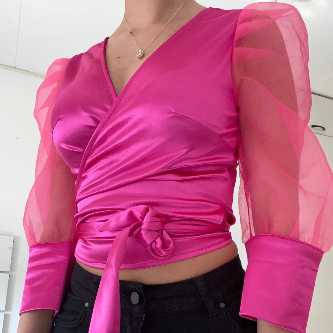 Boohoo rosa topp storlek 36