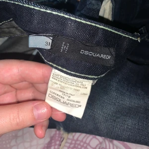Äkta dsquared women’s jeans - Skick som nytt, Tight Straight leg fit.. Använd ett par gånger, Nypris upp till 3800kr utifrån vad jag hittat, Kan fraktas, Bud börjar vid 1100
