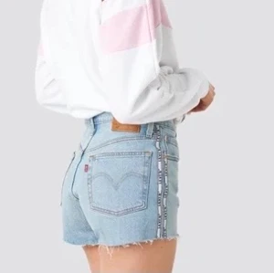 Levi’s shorts - Levi’s 501 shorts. Högmidjade