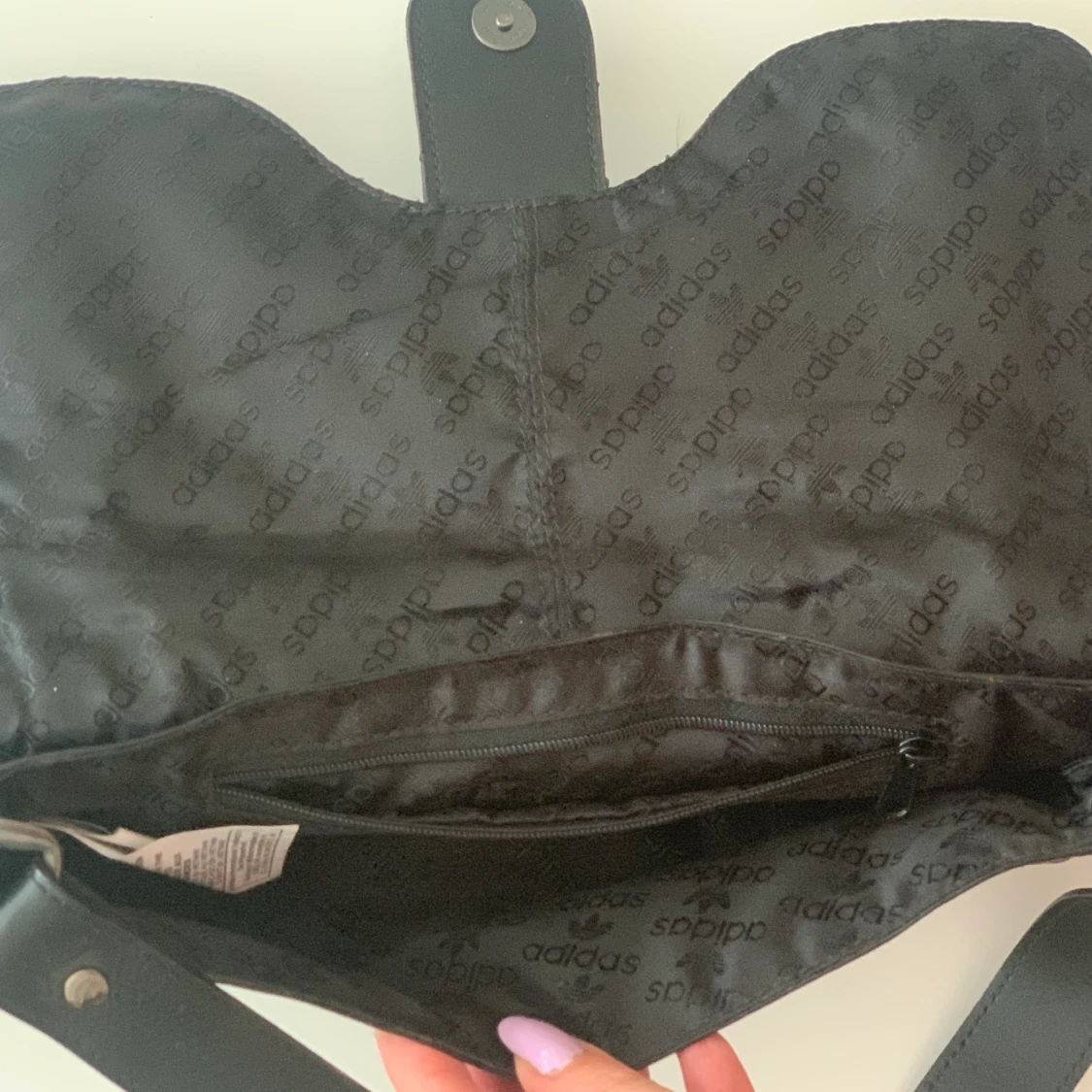 Trendig axelväska från adidas  - 91