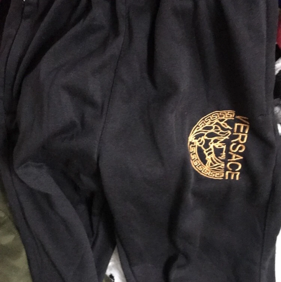 Versace byxa och tröja 