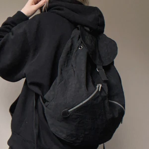 Ryggsäck - Stor pösig ryggsäck från dn 