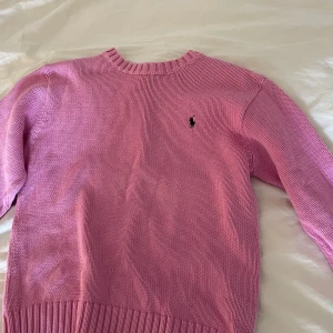Ralph lauren tröja  - Storlek M, men mindre i storleken. Passar S