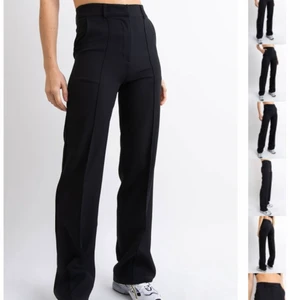 Kostymbyxor - Säljer dessa svarta kostymbyxorna från madlady i storlek 34 L30. Fållen har dock gått upp vilket gör de några få centimeter längre som man kan se på sista bilden men det syns inte när man har på sig de. Ser lite skrynkliga ut på bilden men kan såklart strykas. Säljer pga de är förstora för mig. Originalpriset är 499