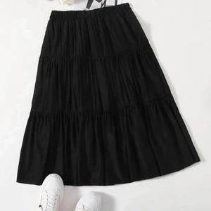 Shein skirt black - New skirt, never used, good quality