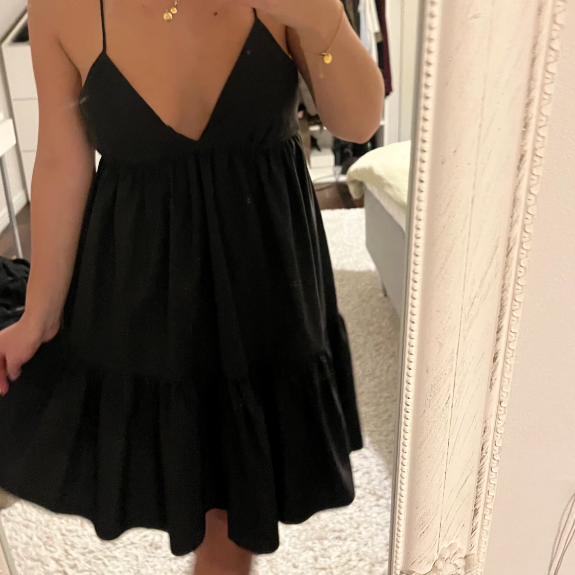 Svart klänning. Zara - 91