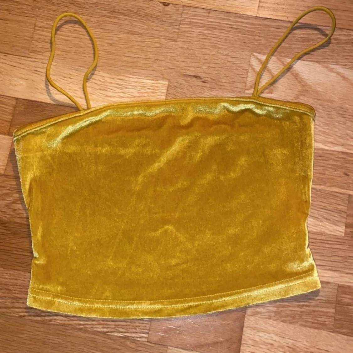 Gult linne i sammet - 91