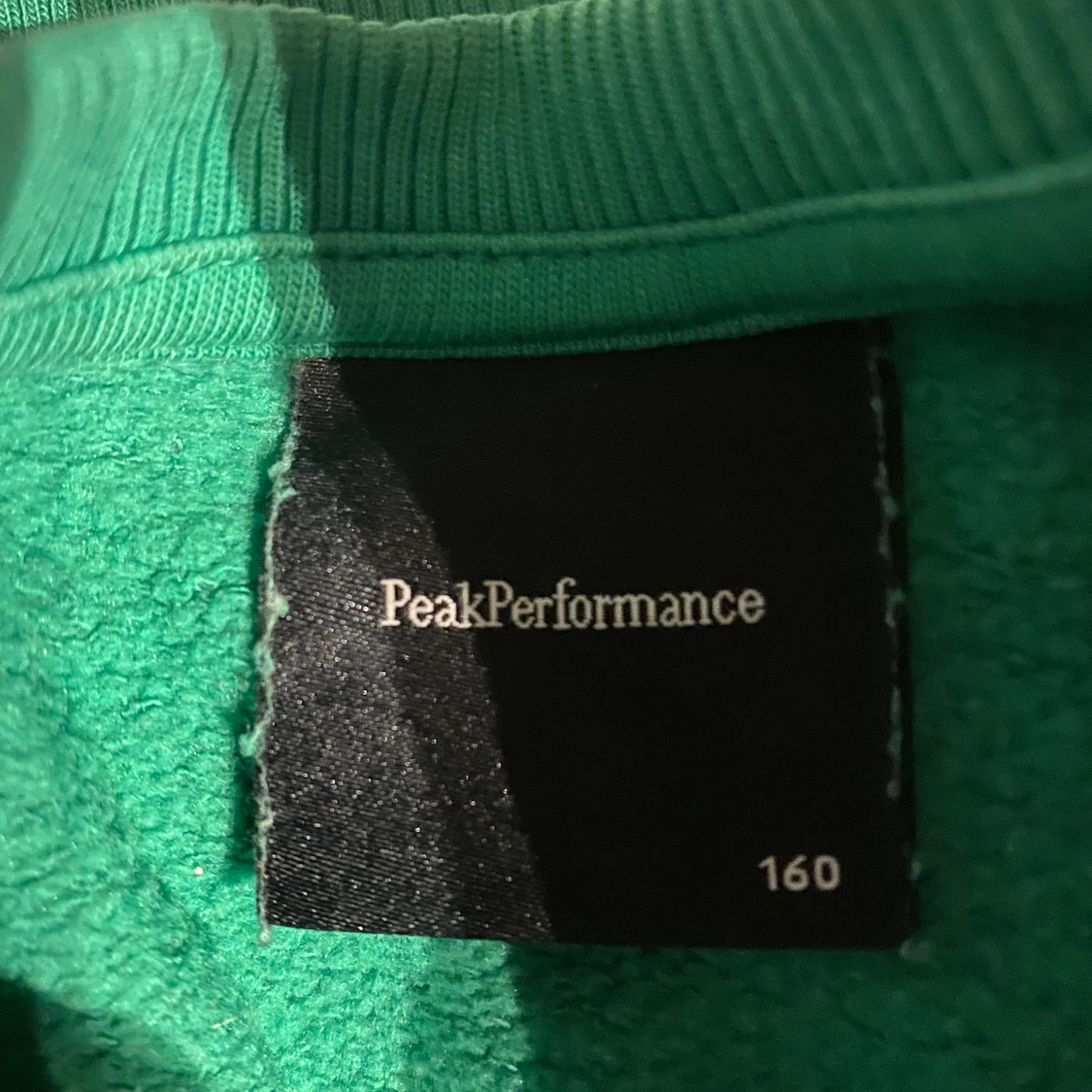 Peak performance tröja strl 160  - 91