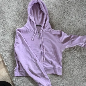 Ziphoodie BRANDY MELVILLE - exkl frakt, strl 38. sparsamt använd.