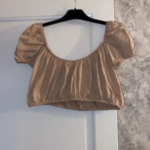 Topp - Beige topp