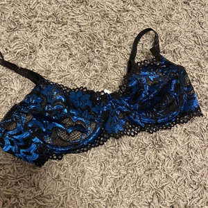 Spetsbh  - Spetsbh som aldrig är använd😊