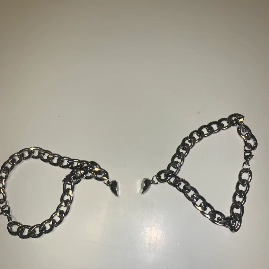 Magnetisk hjärt armband. - 90