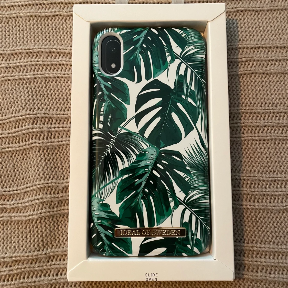 2 st oanvända IPhone XR-skal - 91