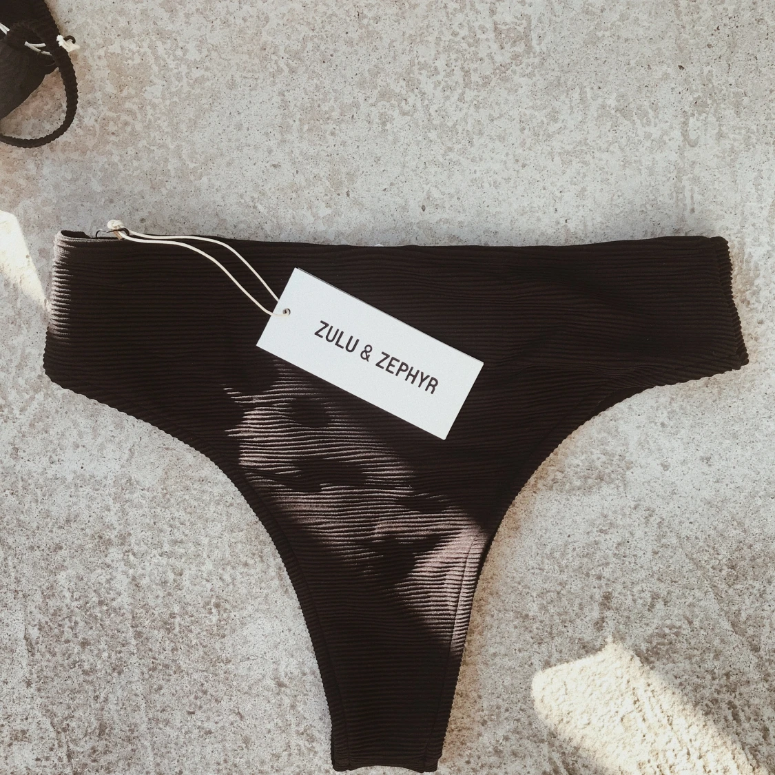 Zulu & Zephyr ECONYL bikini strl 38 - 90