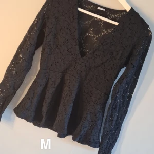 Spets top - Spetstop i storlek M. Fint skick! 