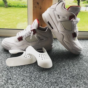 Crease Sheilds - Crease Shields finns inne i alla storlekar! Skicka ett dm om du är intresserad🔌 70kr styck🤝