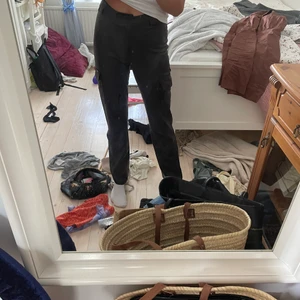 BRUNA LÄDER BYXER st xs - Snygga bruna läder byxer,högmidjade och sköna