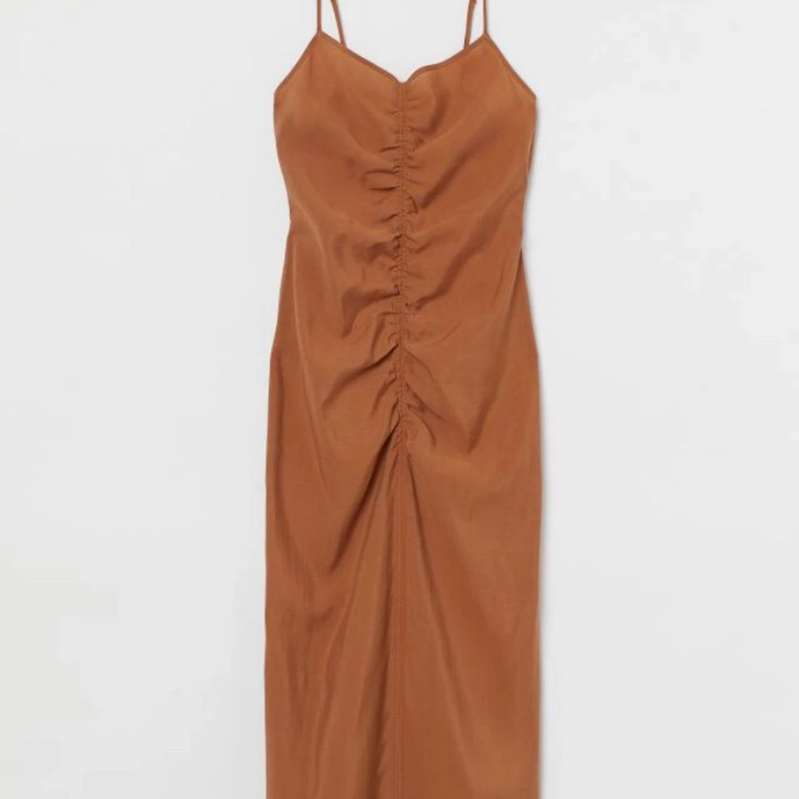 Oanvänd ljusbrun v-ringad klänning - 90