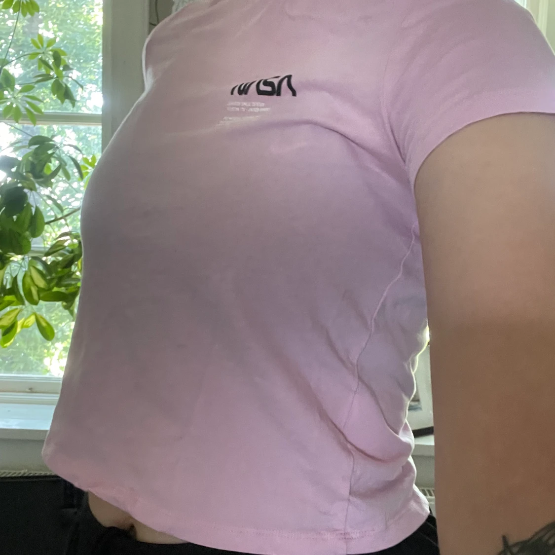 H&M kort t-shirt, storlek M - 90