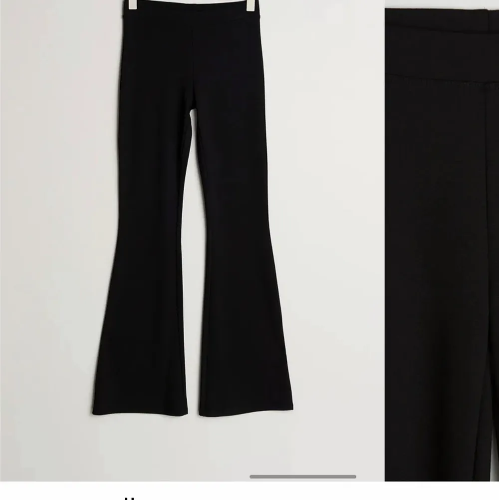 Svarta boot cut leggings i storlek xs från ginatricot.. Jeans & Byxor.
