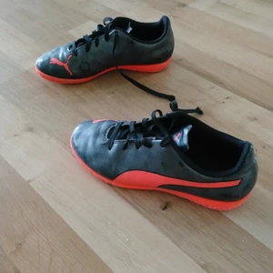 Fotbollsskor inomhus  - Fotbollsskor för inomhusbruk, puma 