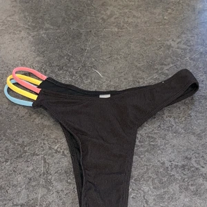 Bikini underdel  - Storlek S, oanvänd, 
