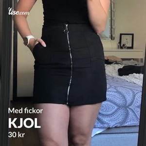 Kjol - Fin svart kjol med fickor🌸