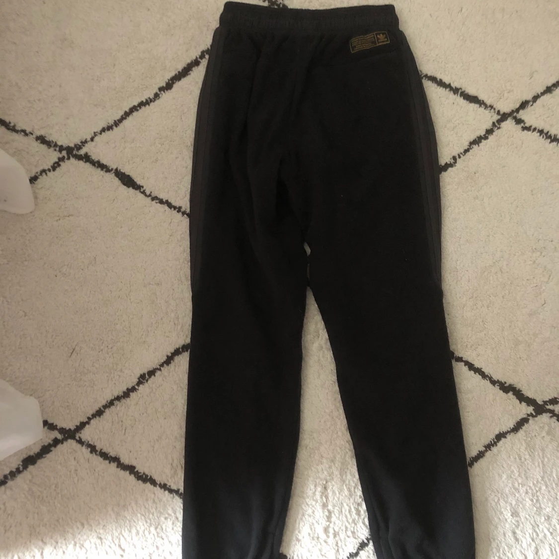 Adidas mjukisbyxor - 90