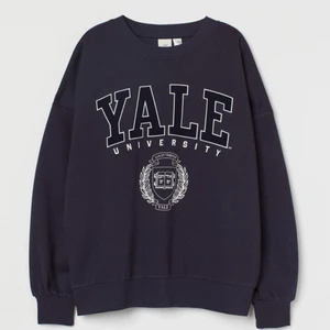 Sweatshirt H&M 🤍 - Aldrig använd 